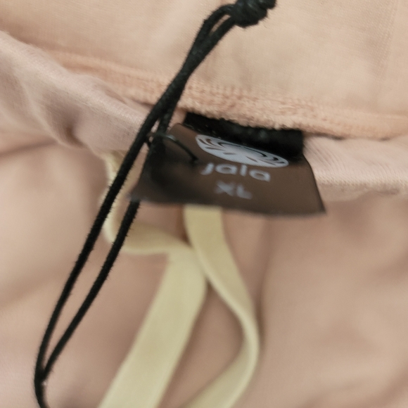 Jala - Picture 8 of 9